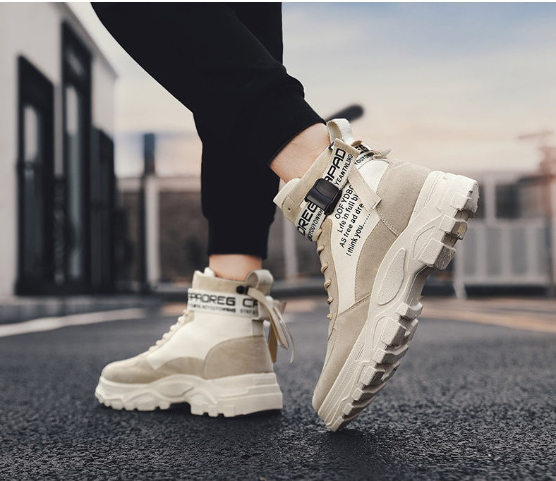 Férfi aktuális téli cipő magas talppal, feliratokkal