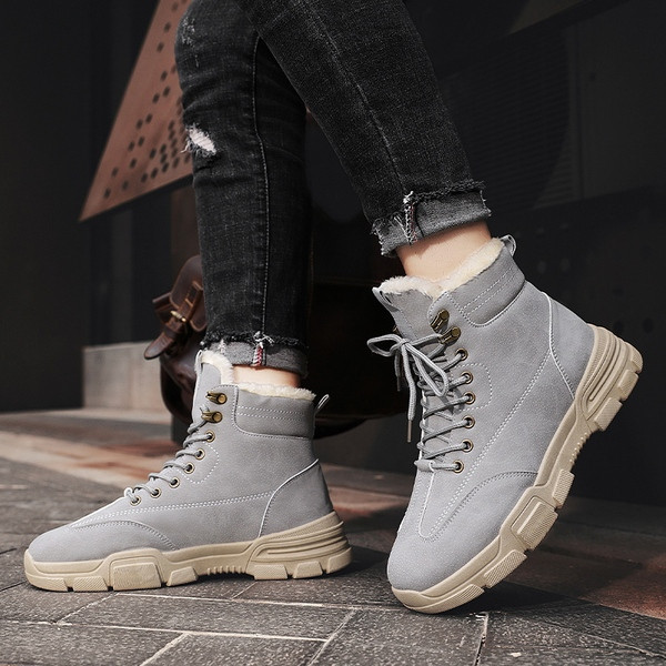 Muške zimske cipele s mekom postavom