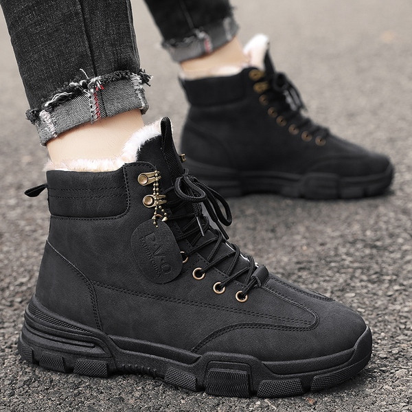 Muške zimske cipele s mekom postavom