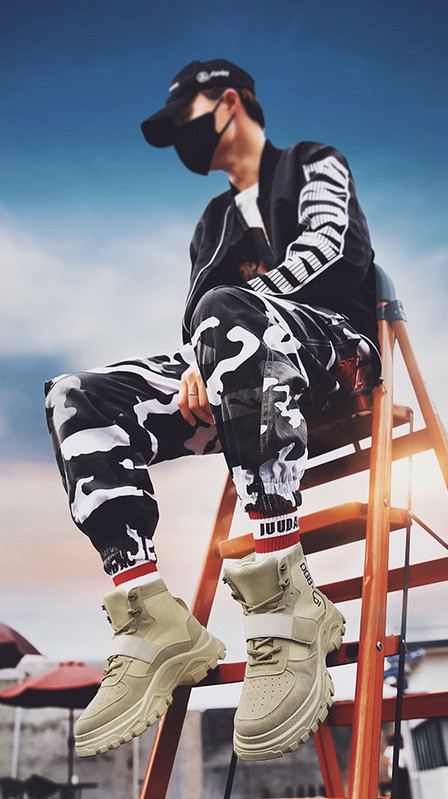 Alkalmi férfi téli cipő durva talppal és fűzővel