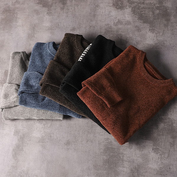 Meleg férfi gyapjú pulóver ovális nyakkivágással