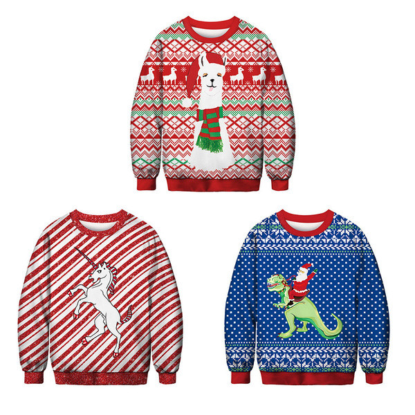 Színes férfi pulóver ovális nyakkivágással és mintával