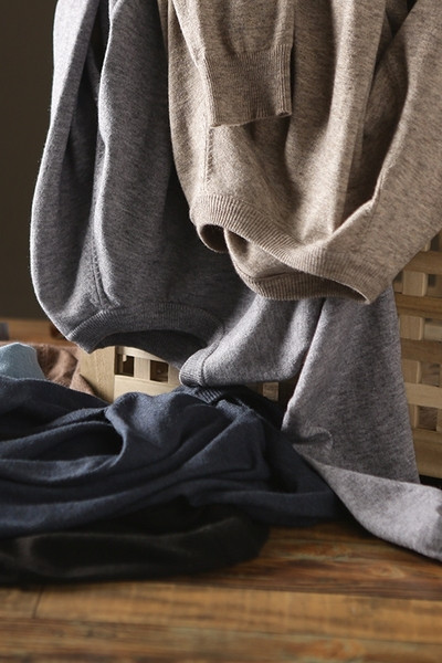 Puha férfi téli pulóver ovális nyakkivágással