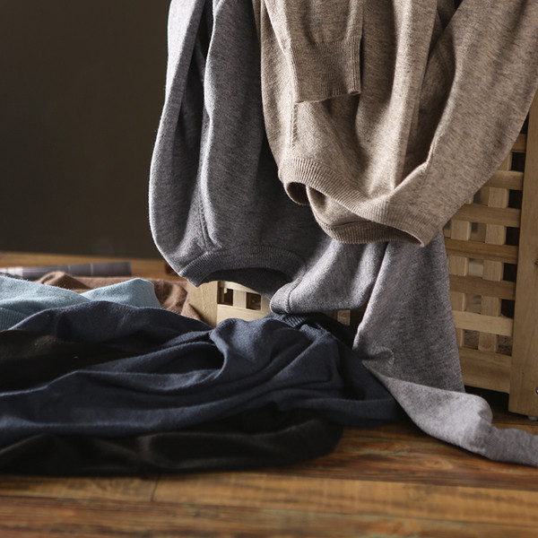 Puha férfi téli pulóver ovális nyakkivágással