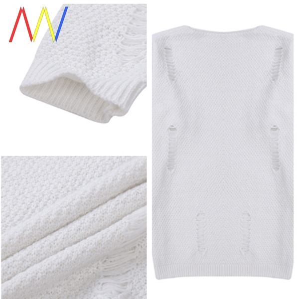 Modern férfi pulóver szakadt motívumokkal