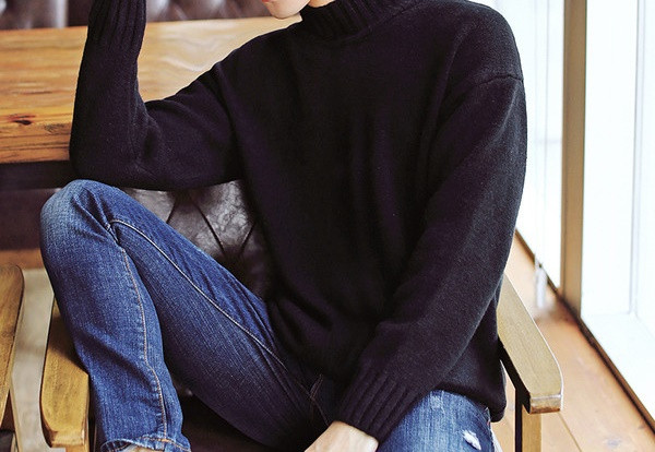 Modern férfi pulóver sima modell