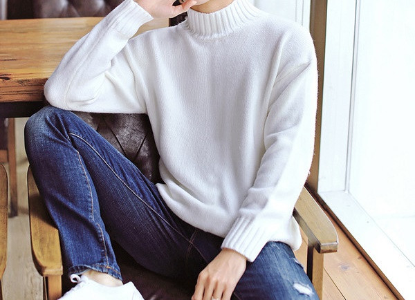 Modern férfi pulóver sima modell