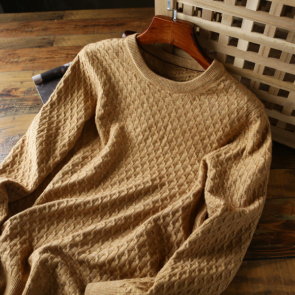 Alkalmi férfi pulóver barna színben