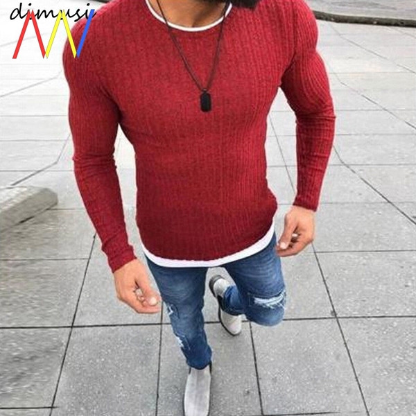 Μοντέρνο ανδρικό πουλόβερ με οβάλ ντεκολτέ