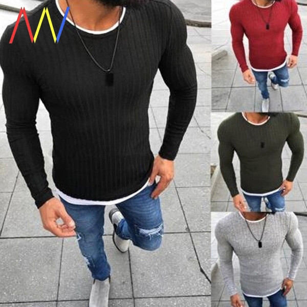 Μοντέρνο ανδρικό πουλόβερ με οβάλ ντεκολτέ