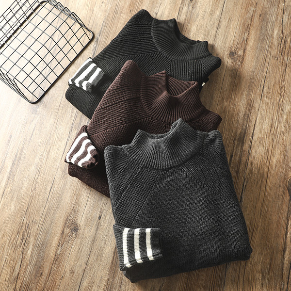 Férfi téli pulóver alacsony pólógallérral