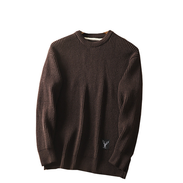 Alkalmi férfi dáma emblémával