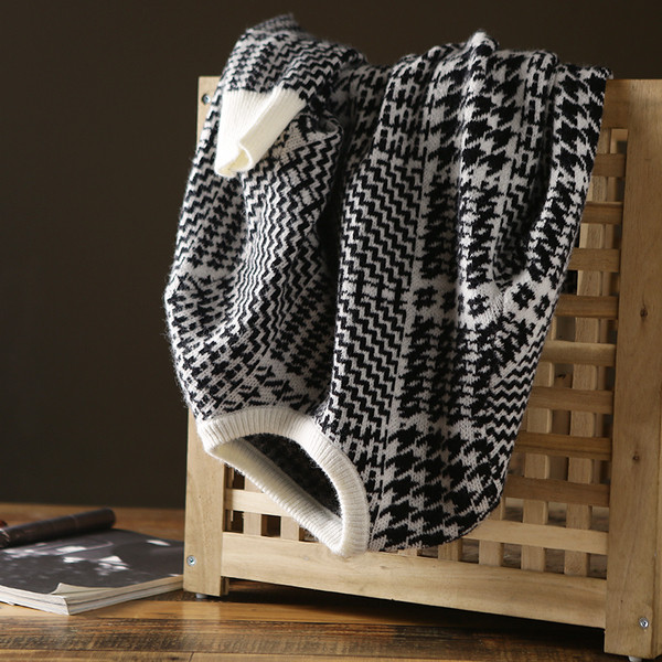 Moderan muški džemper s uzorkom i dugim rukavima