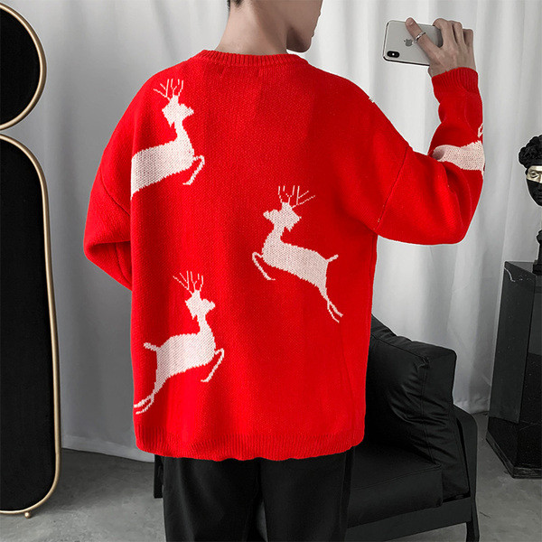 Alkalmi férfi pulóver ovális nyakkivágással és hímzéssel