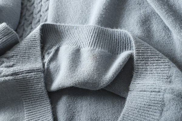 Gyapjú férfi pulóver - ingyenes modell