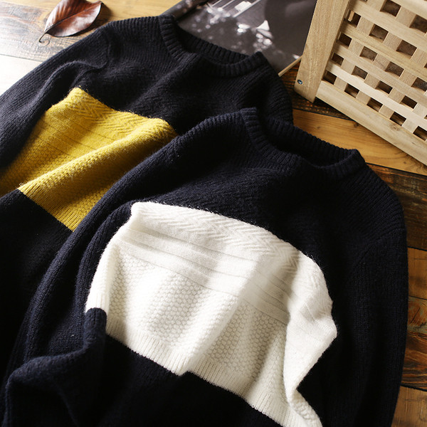 Férfi gyapjú pulóver ovális nyakkivágással