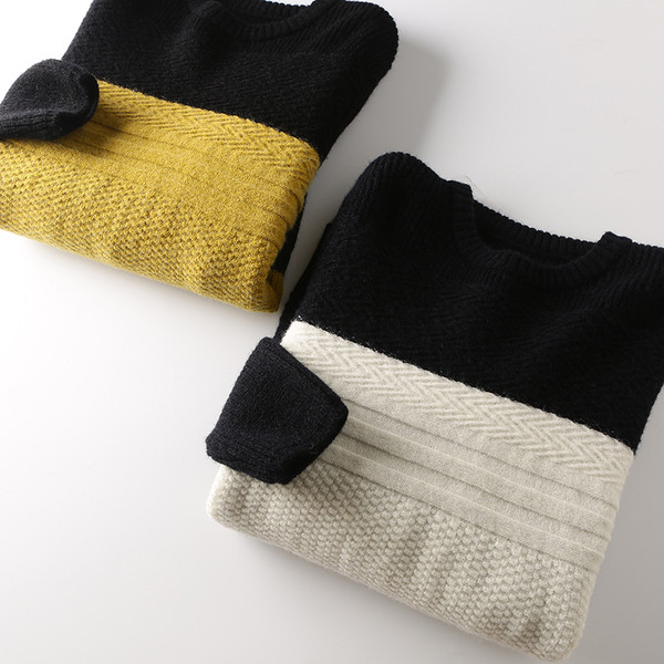 Férfi gyapjú pulóver ovális nyakkivágással