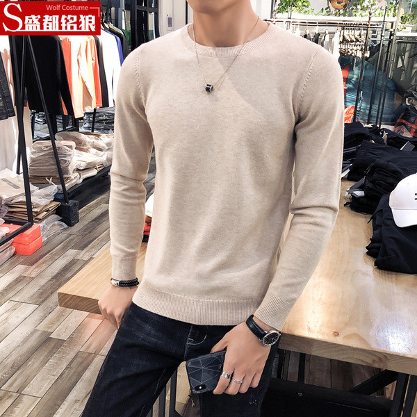 Vékony kötésből készült őszi-téli férfi pulóver