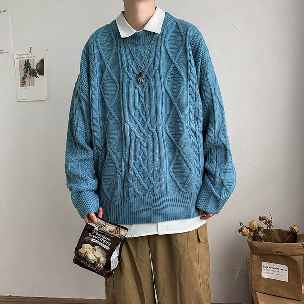 Széles férfi pulóver kerek nyakkivágással