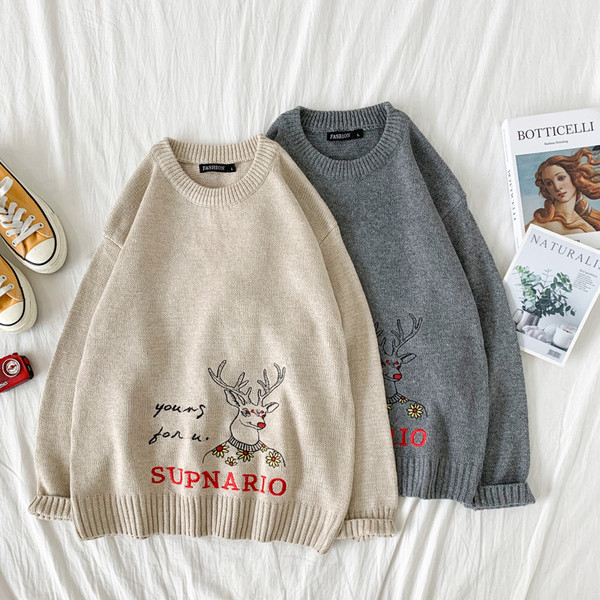 Alkalmi férfi pulóver hímzéssel