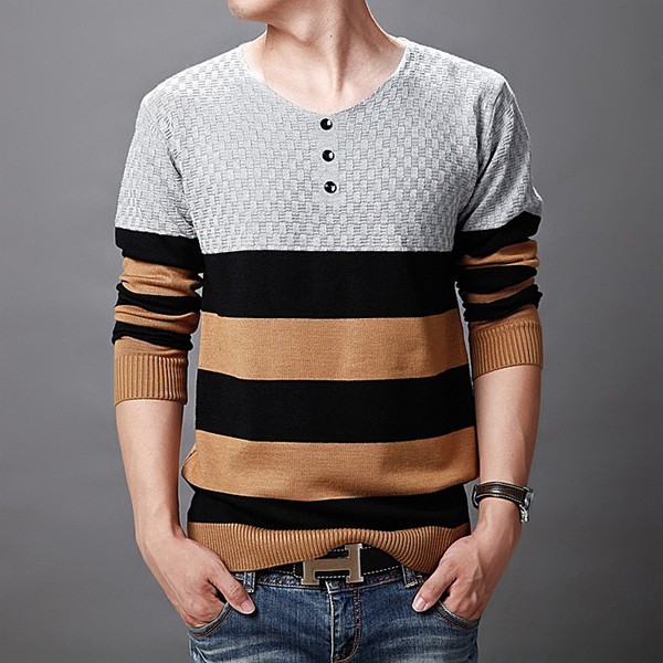 Vīriešu svītrains džemperis ar pogām