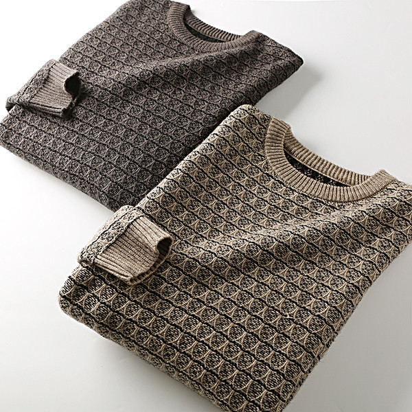 Kötött férfi pulóver ovális nyakkivágással