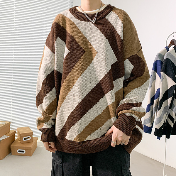 Színes férfi pulóver kerek nyakkivágással