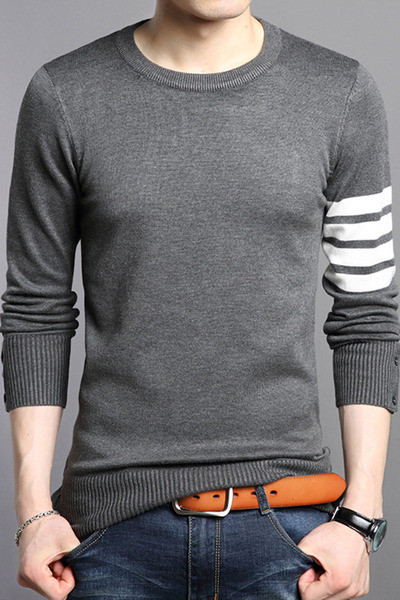 Őszi vékony pulóver ovális nyakkivágással