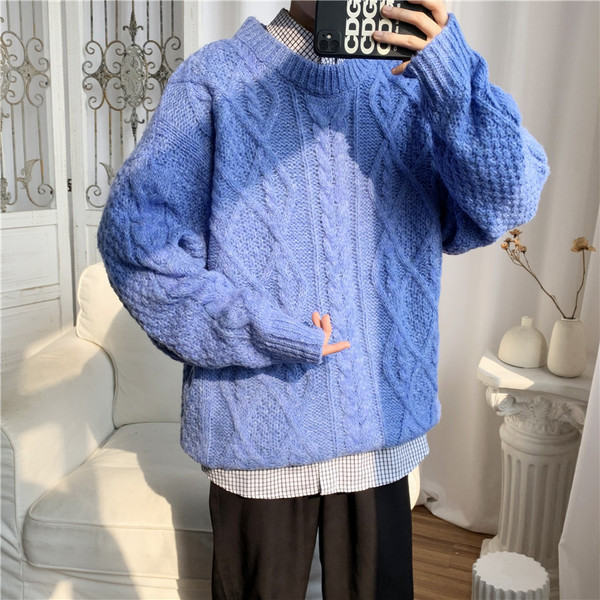 Férfi téli pulóver ovális nyakkivágással, széles modellel