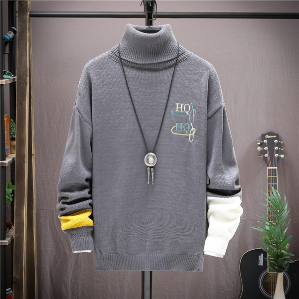 Aktuális férfi pulóver magas polo gallérral és hímzéssel