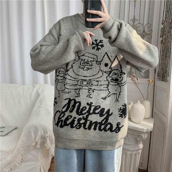 Férfi pulóver feliratokkal és ovális nyakkivágással