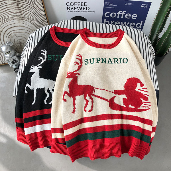 Férfi pulóver kerek nyakkivágással és mintával