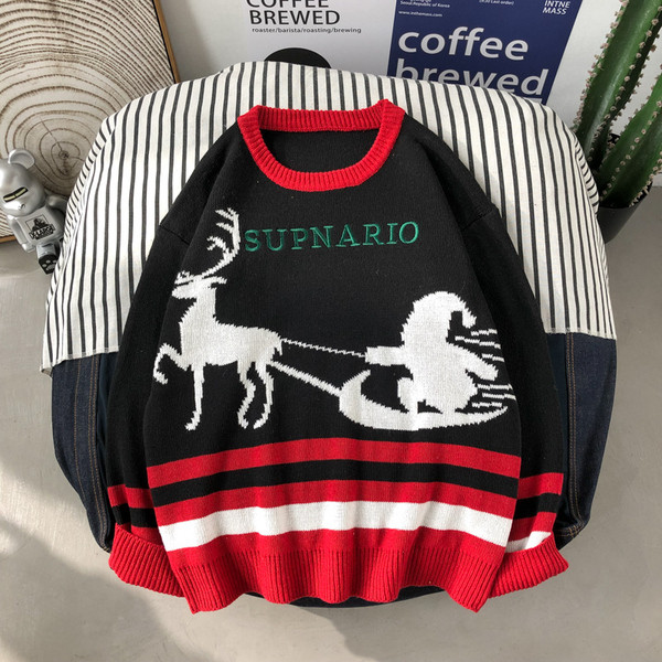 Férfi pulóver kerek nyakkivágással és mintával