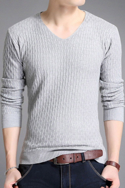 Őszi vékony pulóver dombornyomott kötéssel