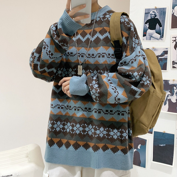 Alkalmi férfi széles pulóver mintával és ovális nyakkivágással