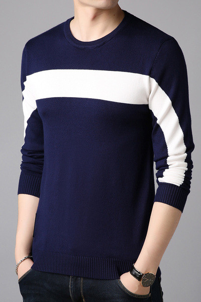 Ανδρικό πουλόβερ με έμβλημα