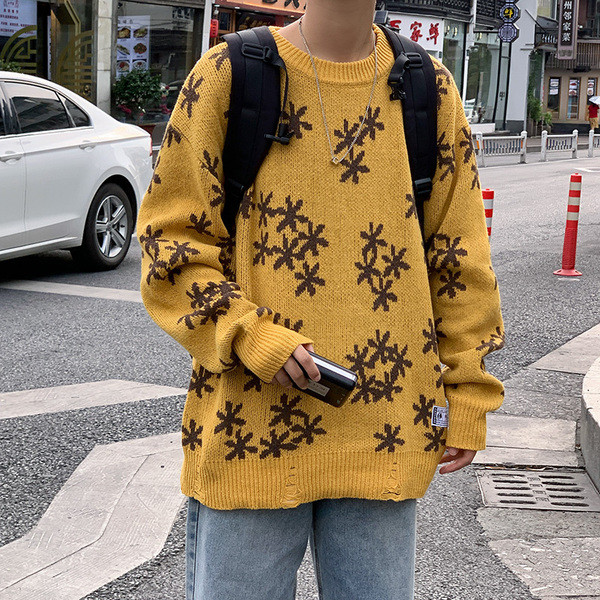 Alkalmi férfi pulóver széles modell emblémával