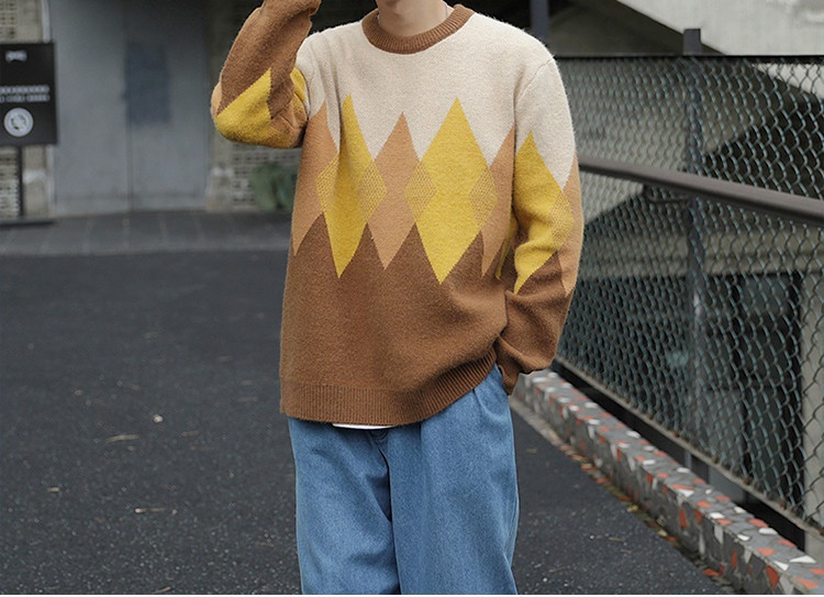 Aktuális férfi pulóver széles modell