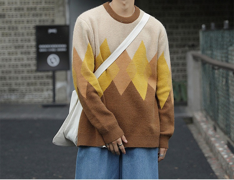 Aktuális férfi pulóver széles modell