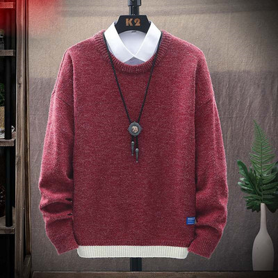 Alkalmi férfi pulóver ovális nyakkivágással, tiszta modellel