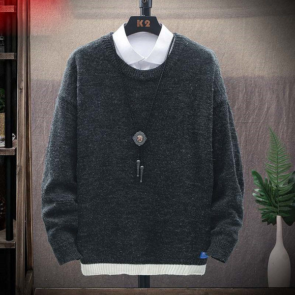 Alkalmi férfi pulóver ovális nyakkivágással, tiszta modellel