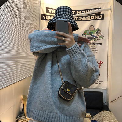 Χειμερινό ανδρικό ζεστό πουλόβερ με οβάλ ντεκολτέ