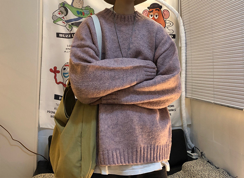 Χειμερινό ανδρικό ζεστό πουλόβερ με οβάλ ντεκολτέ