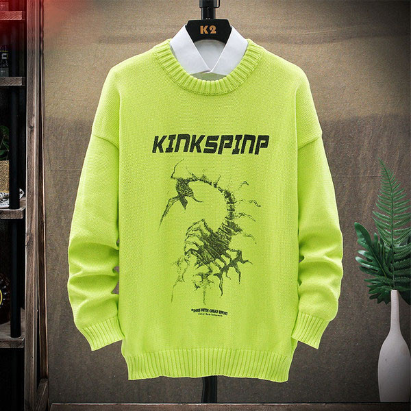 Férfi pulóver rátéttel és ovális nyakkivágással