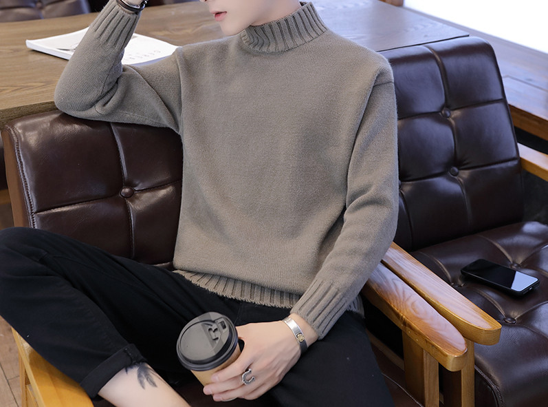 Férfi pulóver magas vagy félmagas gallérral