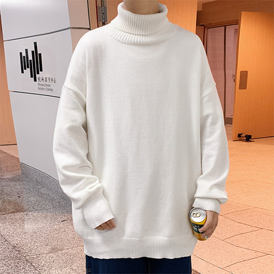 Ingyenes modell férfi pulóver magas gallérral