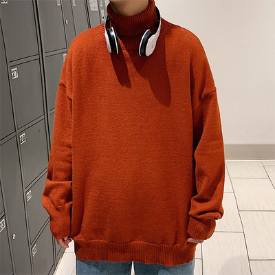 Ingyenes modell férfi pulóver magas gallérral