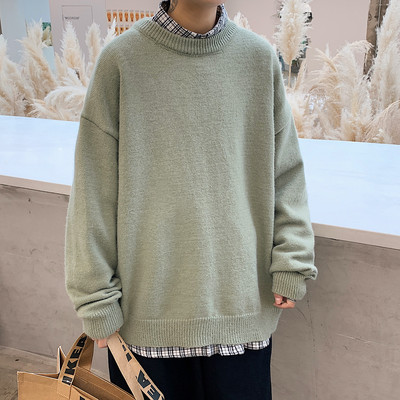 Ingyenes modell férfi téli pulóver magas gallérral