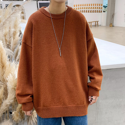 Ingyenes modell férfi téli pulóver magas gallérral