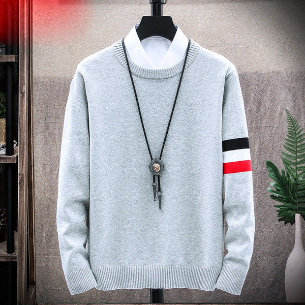 Modern pulóver ovális nyakkivágással és hosszú ujjal